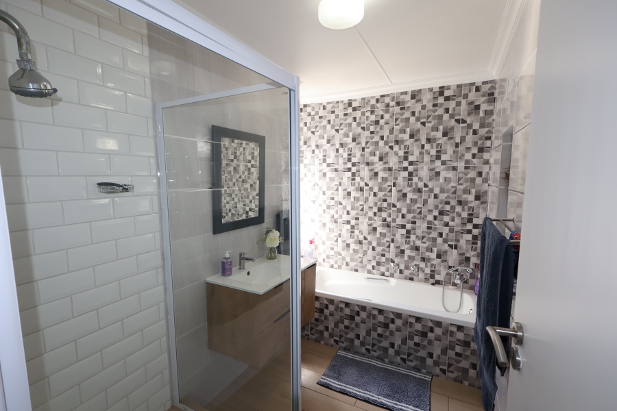 3 Bedroom Property for Sale in Beacon Bay Eastern Cape